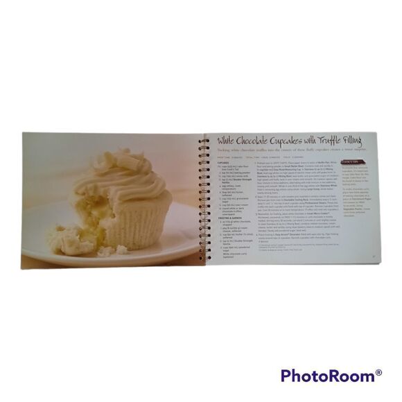 The Pampered Chef Chocolate Cookbook (Fall 2011) - Picture 5 of 6